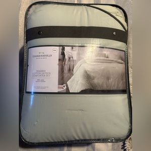 Threshold Comforter